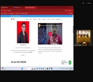 Pemaparan Materi Oleh Narasumber (Dok. Capture Zoom Meeting Panitia)